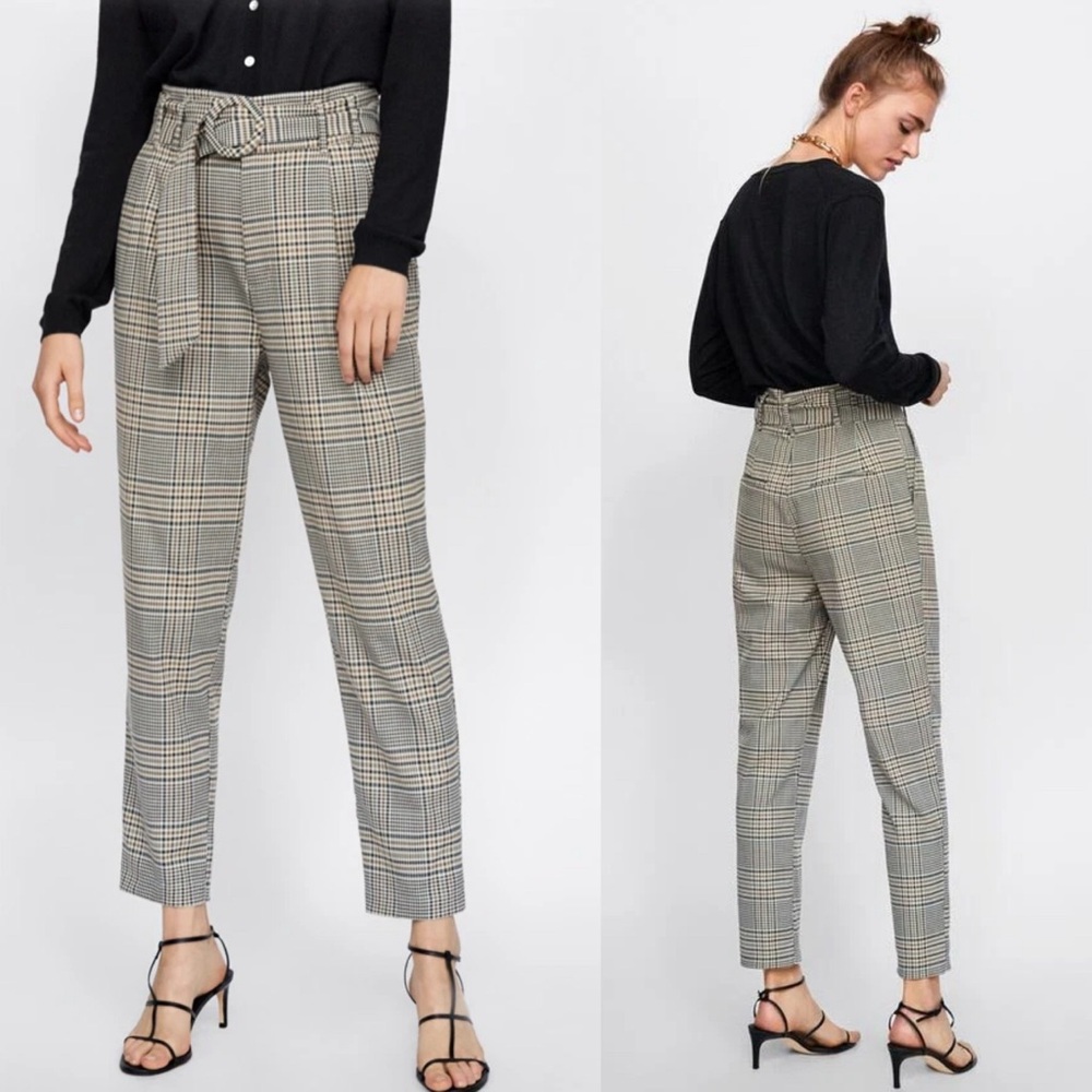 Zara Trousers Buckle Belt Houndstooth Plaid Pleat Beige Relaxed in size XS